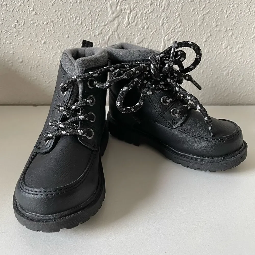 OshKosh Bgosh Boots Size 5 Baby EUC